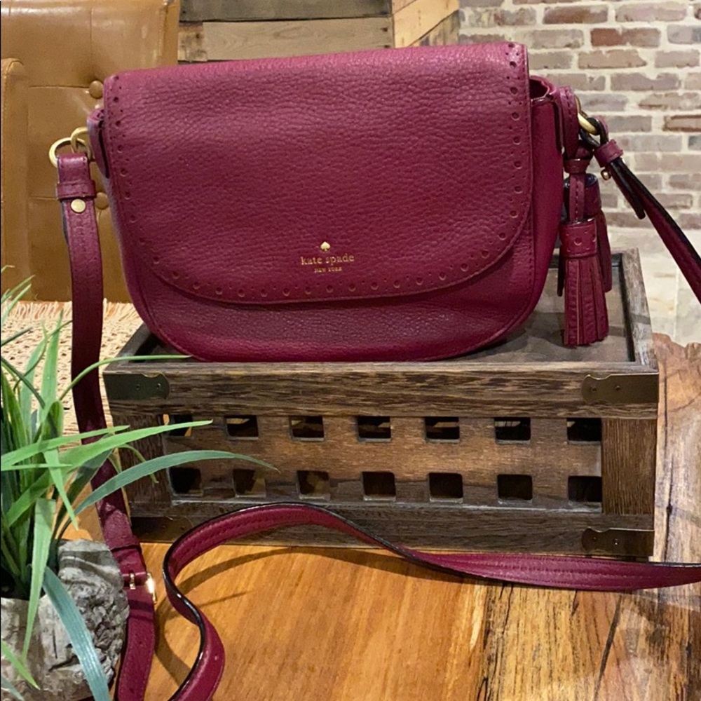 Kate ♠️ Spade raspberry purse with tassel